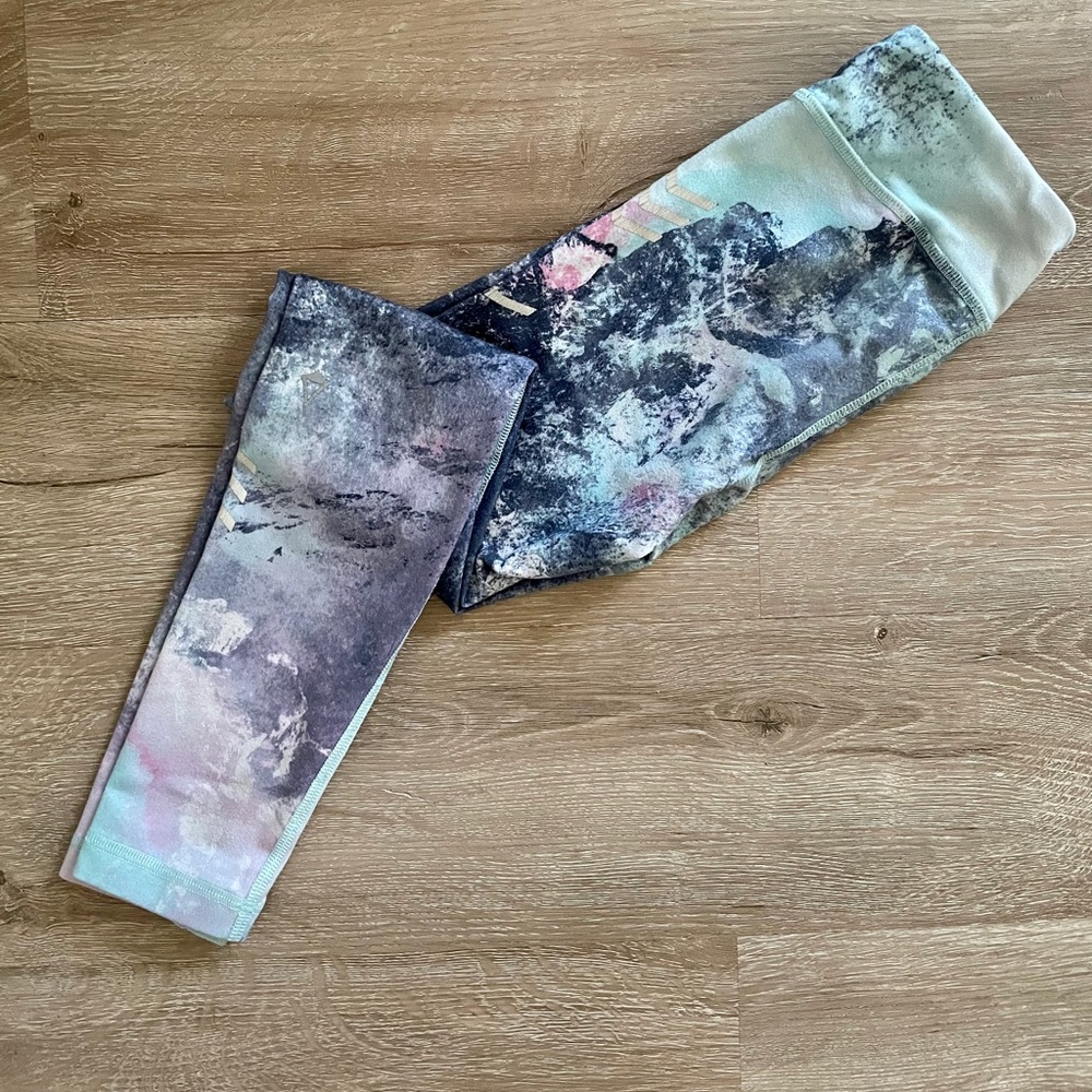 Ivivva Leggins